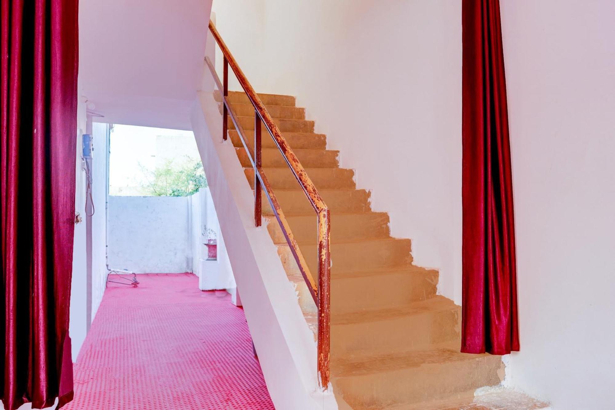 Hotel O Samridhi Bilāspur エクステリア 写真